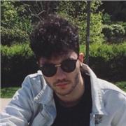 Studente professioni sanitarie per lezioni privati su chimica organica, scienze e biologia